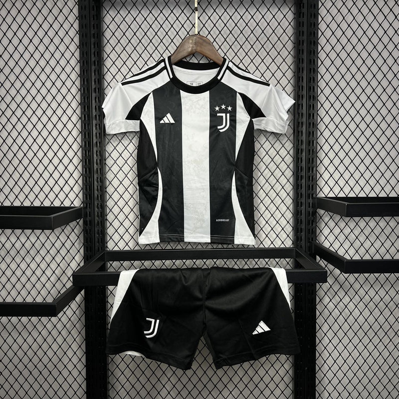 Kit Infantil Juventus Titular 2024/25